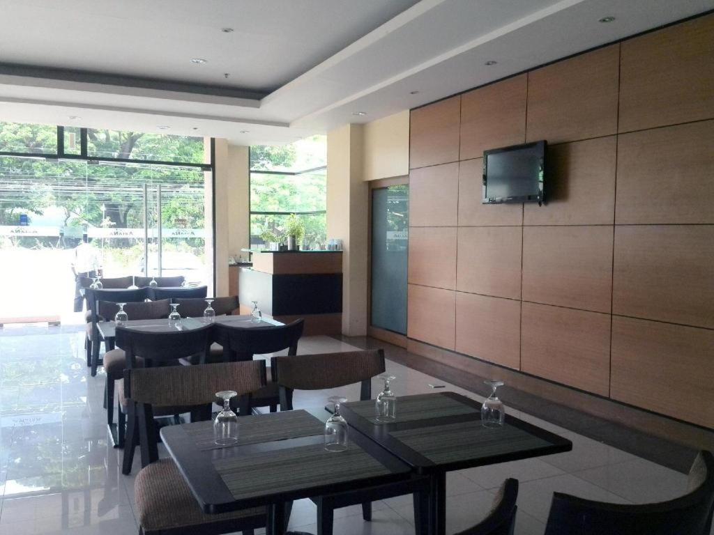 Hotel Ariana Bauang Exterior photo